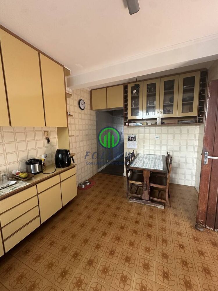 Sobrado à venda com 2 quartos, 225m² - Foto 1