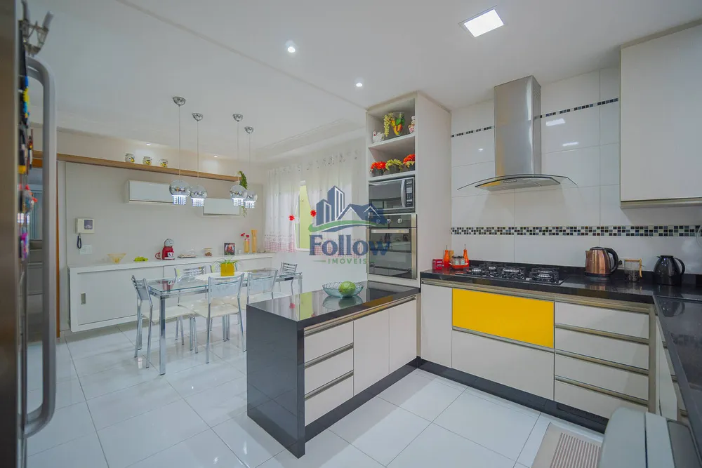 Sobrado, 3 quartos, 247 m² - Foto 6