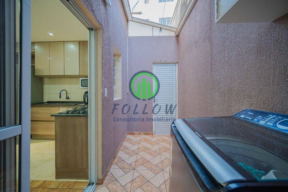 Casa à venda com 2 quartos, 66m² - Foto 4