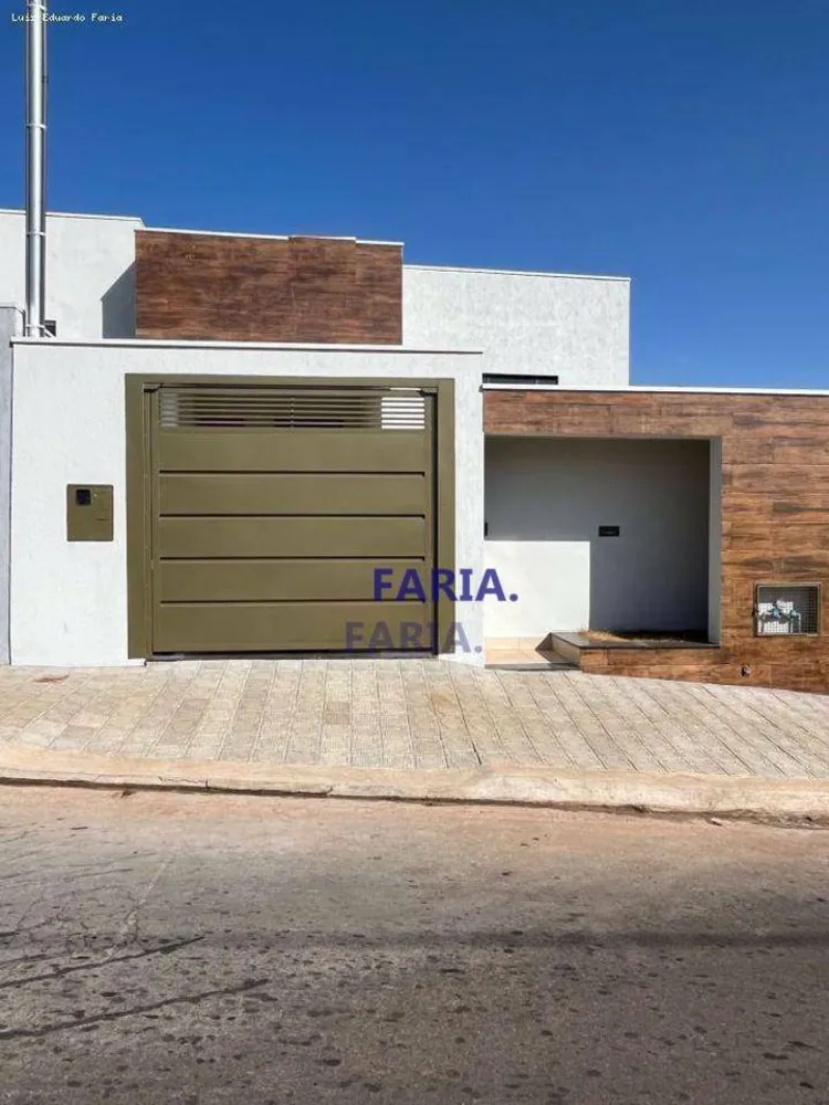 Casa, 3 quartos, 155 m² - Foto 1