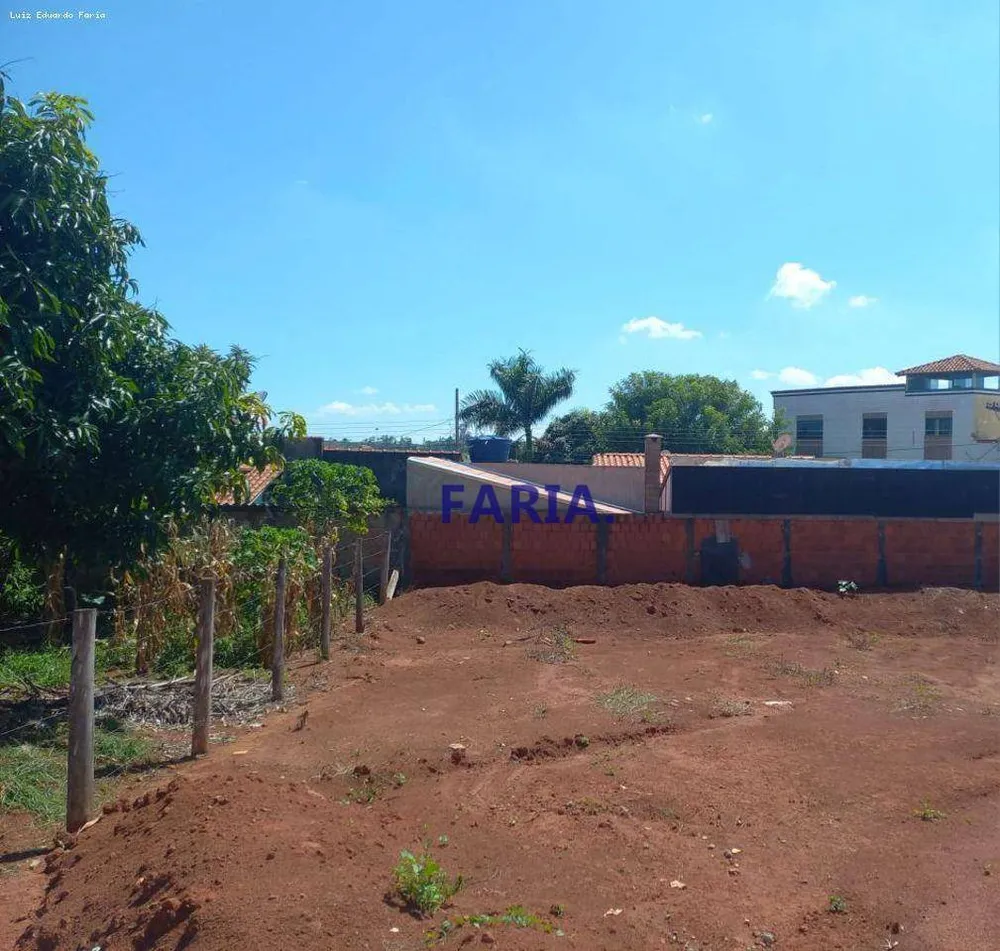 Terreno, 202 m² - Foto 1