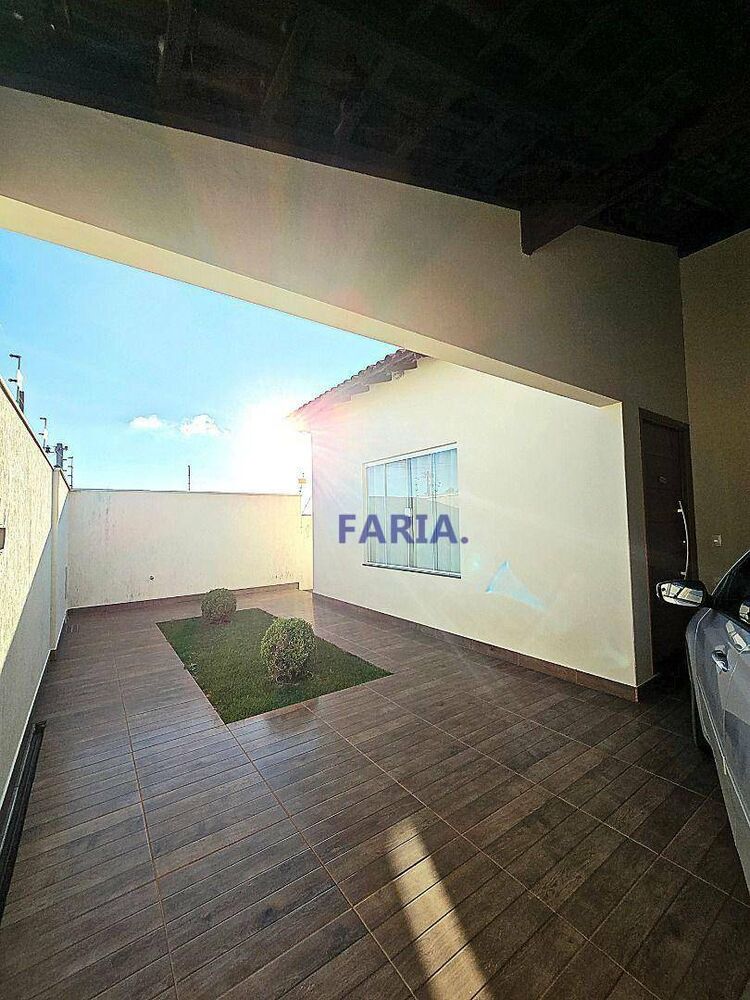 Casa, 3 quartos, 168 m² - Foto 2