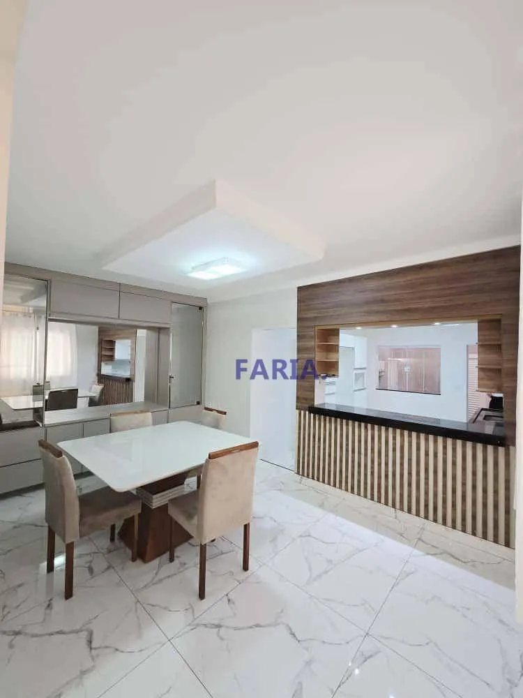 Casa, 3 quartos, 240 m² - Foto 4