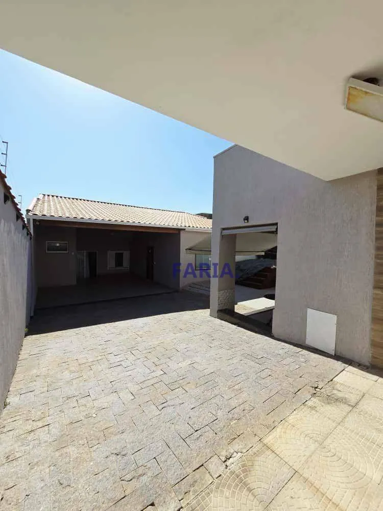 Casa, 3 quartos, 240 m² - Foto 5