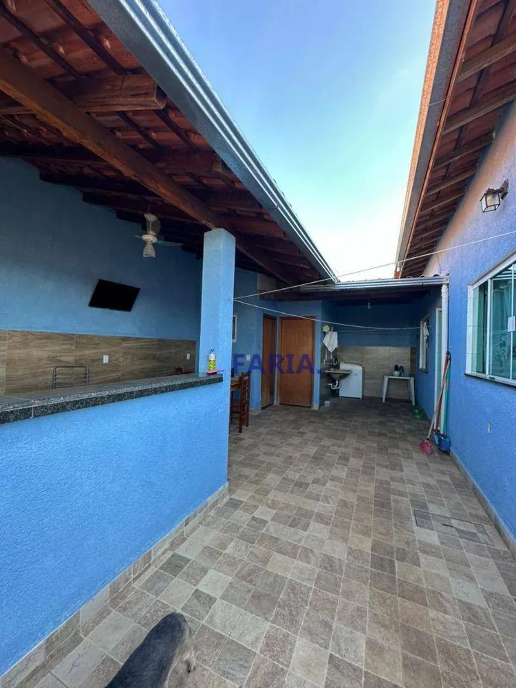 Casa, 3 quartos, 167 m² - Foto 1