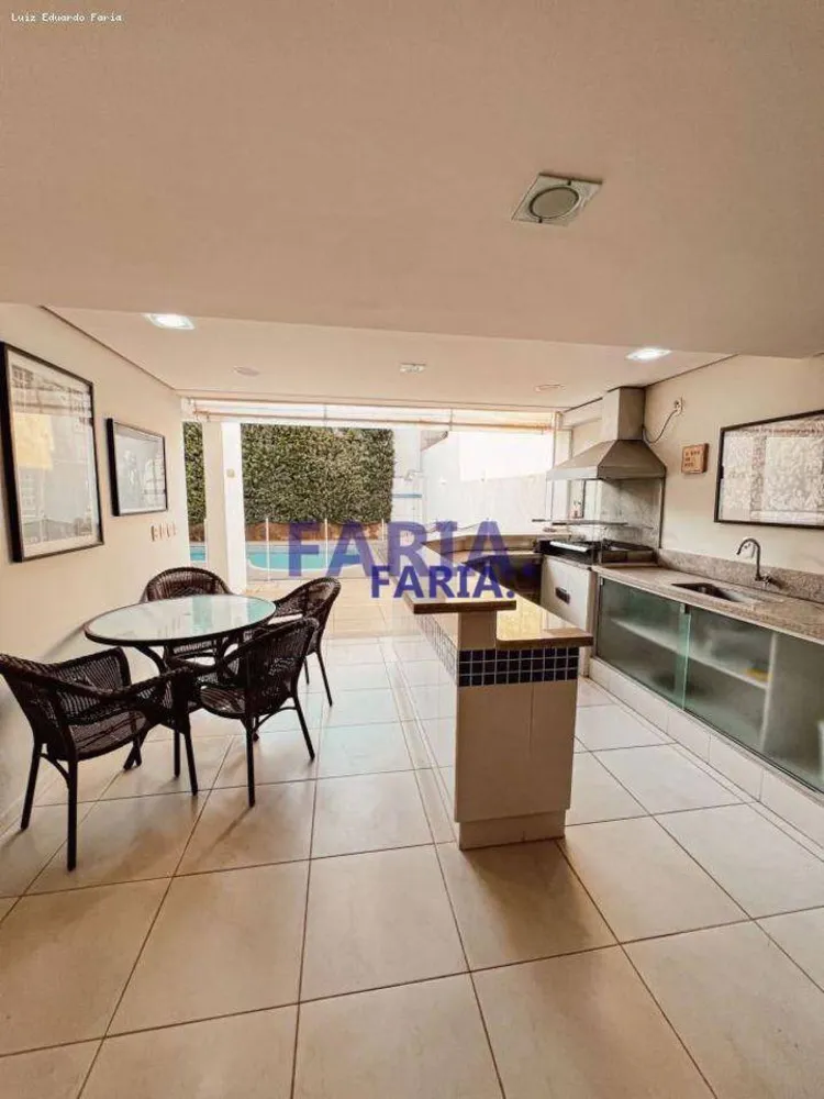 Casa, 4 quartos, 290 m² - Foto 14