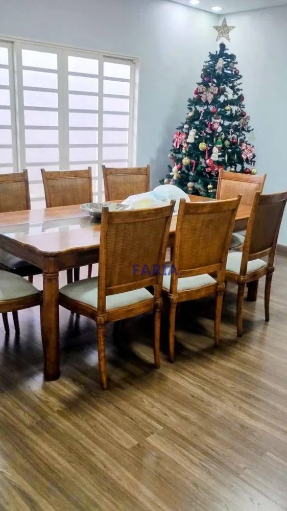 Casa, 3 quartos, 200 m² - Foto 6