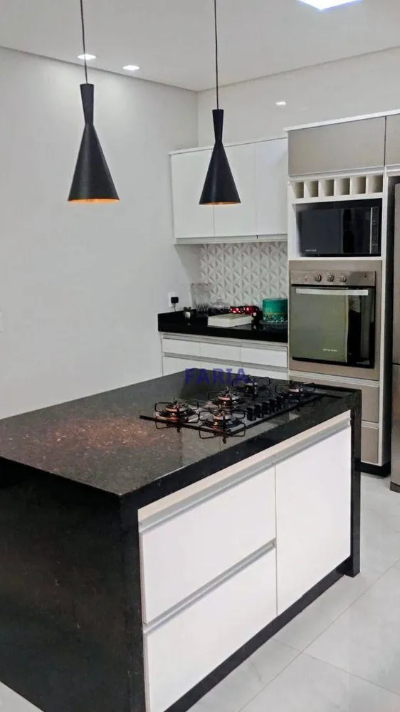 Casa, 3 quartos, 200 m² - Foto 6