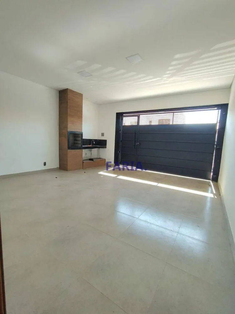 Casa, 3 quartos, 113 m² - Foto 2