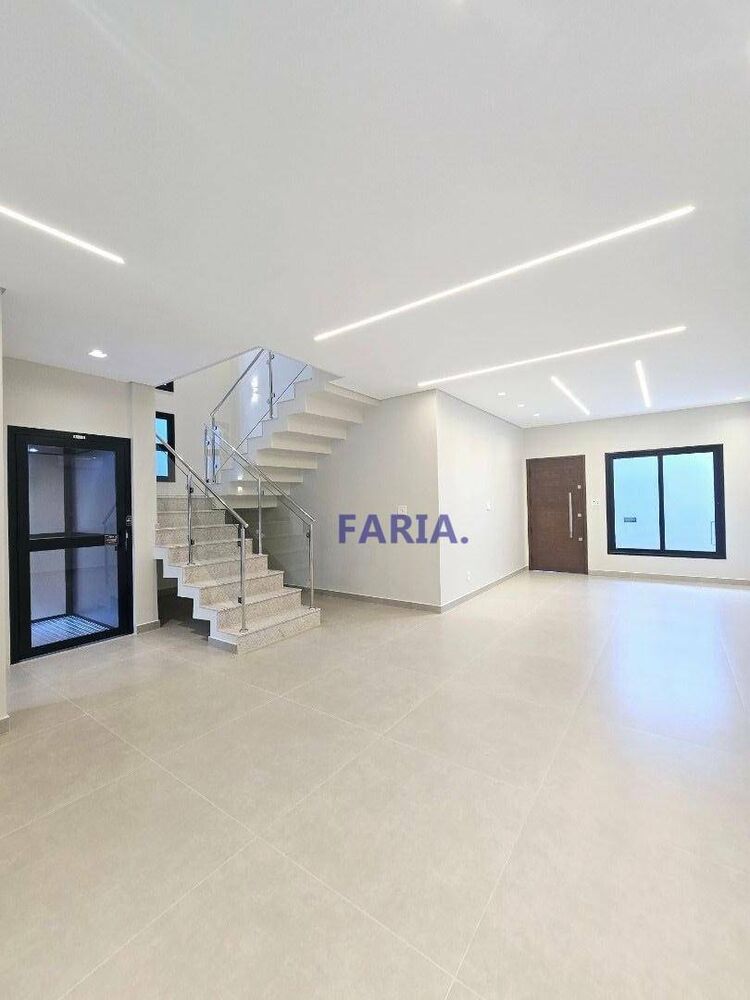 Casa, 3 quartos, 243 m² - Foto 4