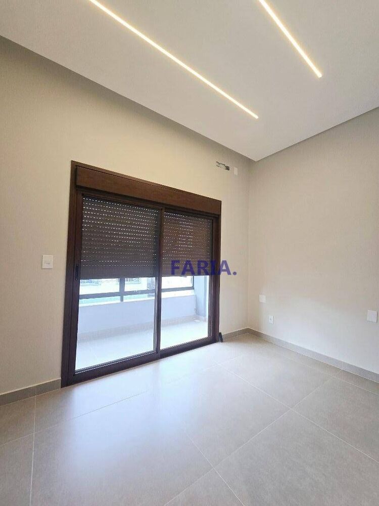 Casa, 3 quartos, 243 m² - Foto 8