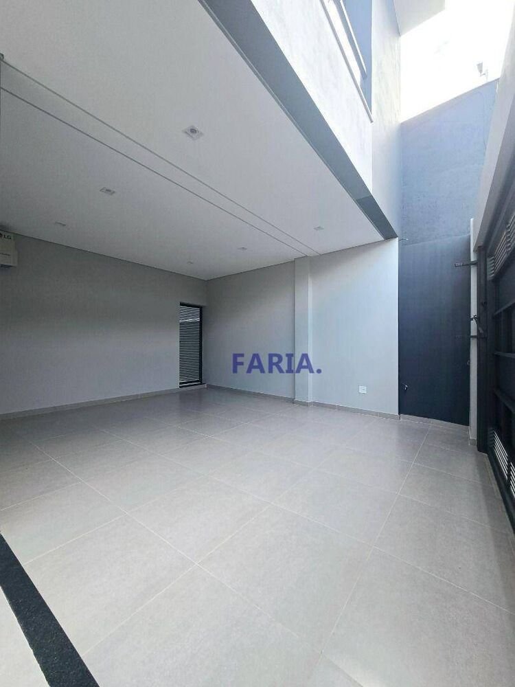 Casa, 3 quartos, 243 m² - Foto 3