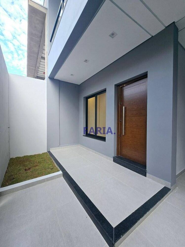 Casa, 3 quartos, 243 m² - Foto 2