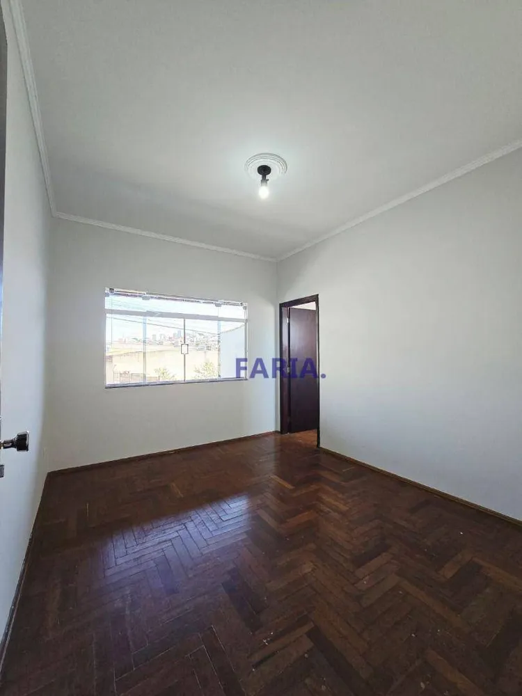 Casa, 3 quartos, 198 m² - Foto 3