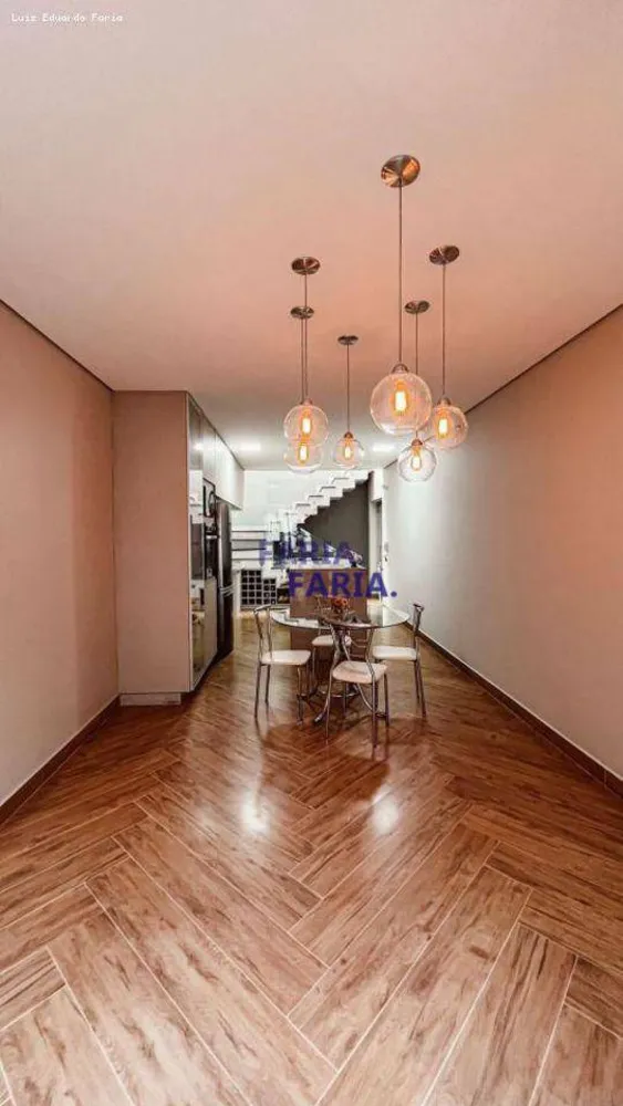 Casa, 3 quartos, 250 m² - Foto 7