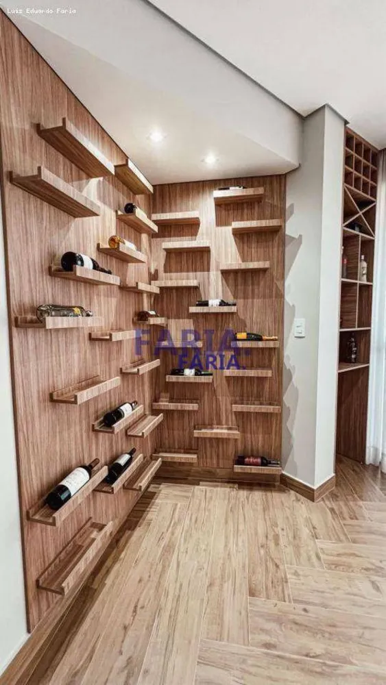 Casa, 3 quartos, 250 m² - Foto 11