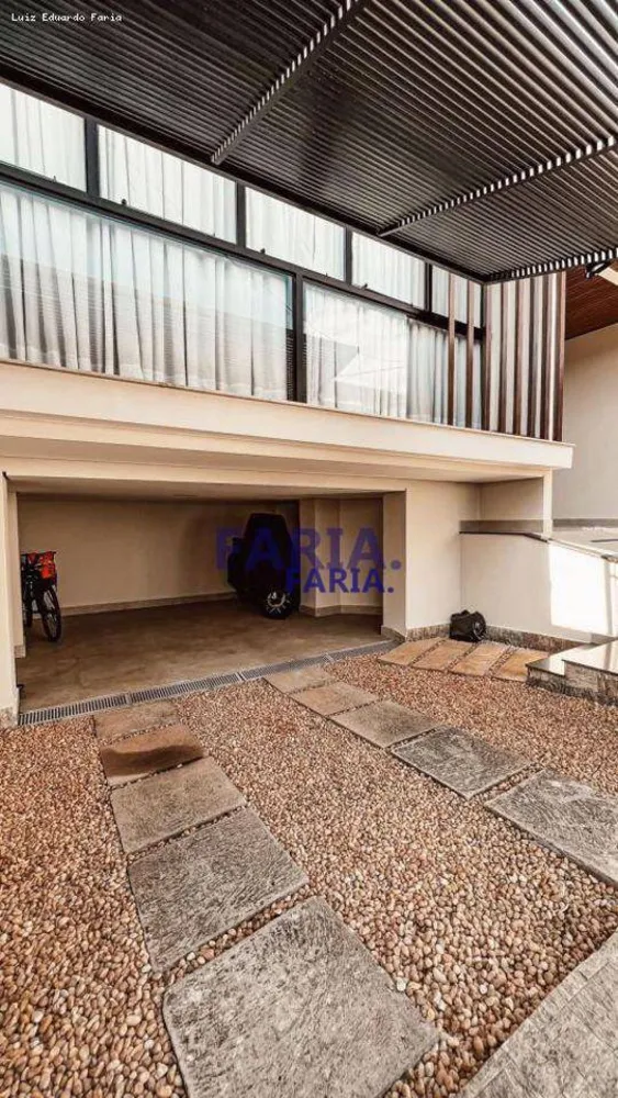 Casa, 3 quartos, 250 m² - Foto 3