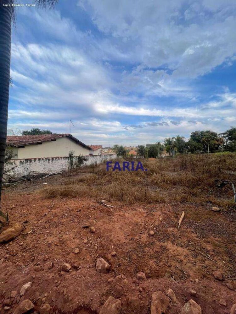 Terreno, 300 m² - Foto 2