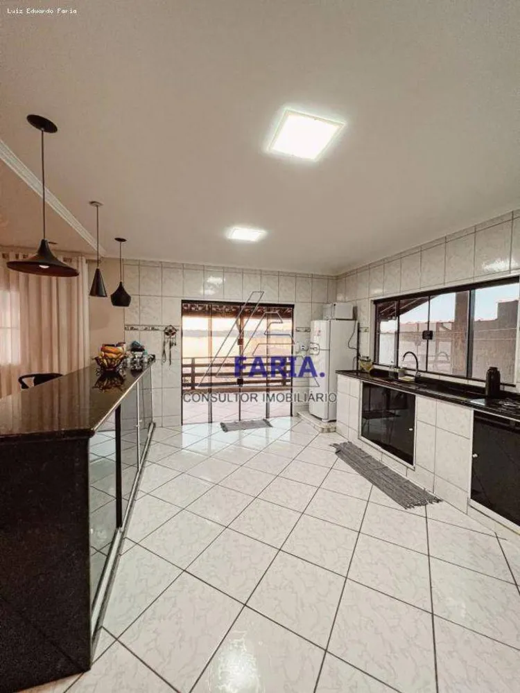 Chácara, 3 quartos, 1780 m² - Foto 12
