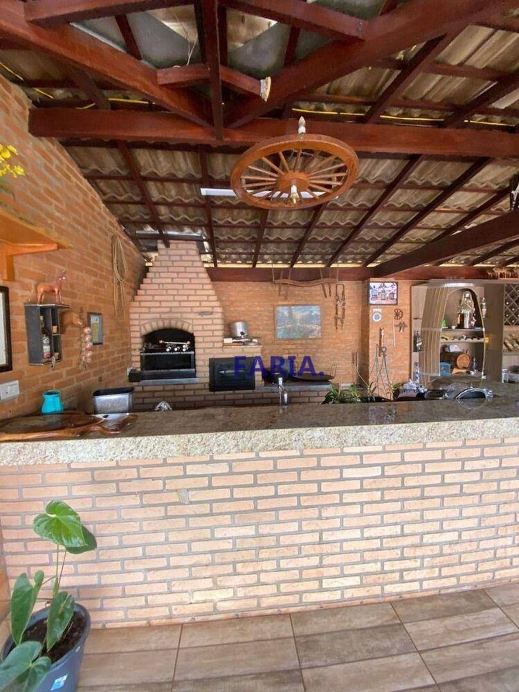 Chácara, 3 quartos, 1250 m² - Foto 2