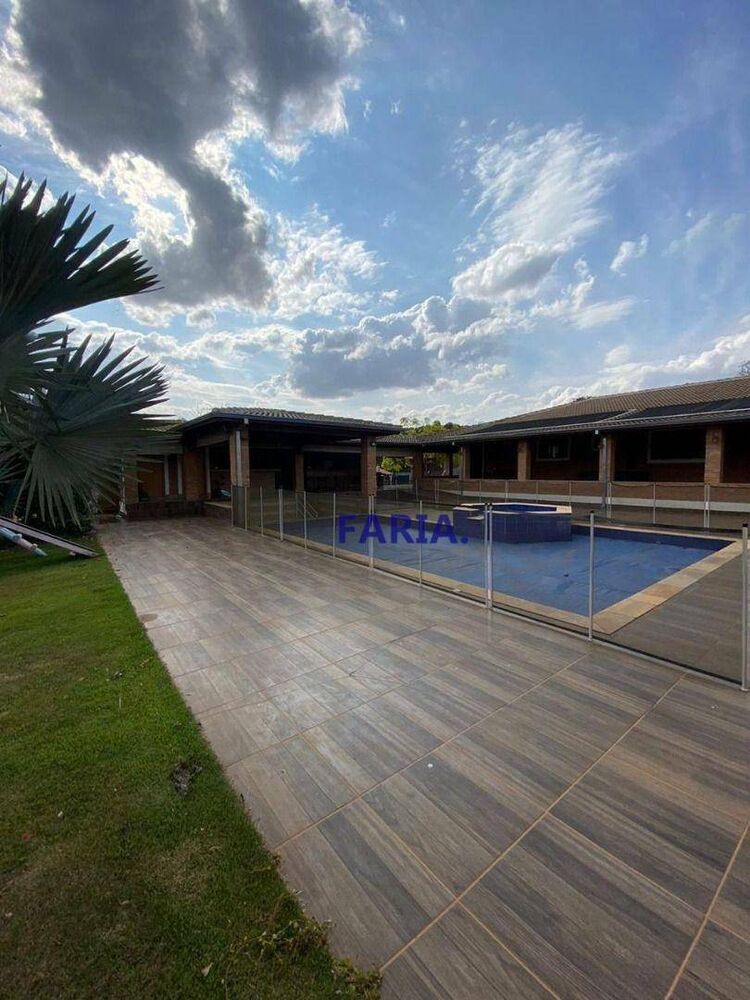 Chácara, 3 quartos, 1250 m² - Foto 1