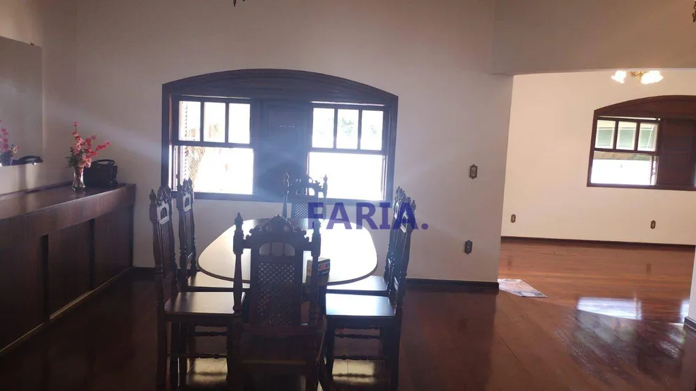 Casa, 6 quartos, 462 m² - Foto 4