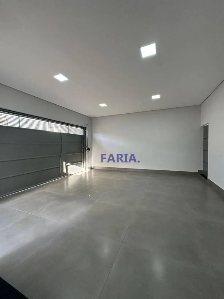 Casa, 3 quartos, 230 m² - Foto 2