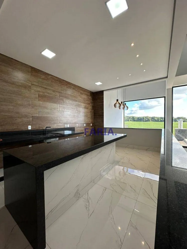 Casa, 3 quartos, 230 m² - Foto 6