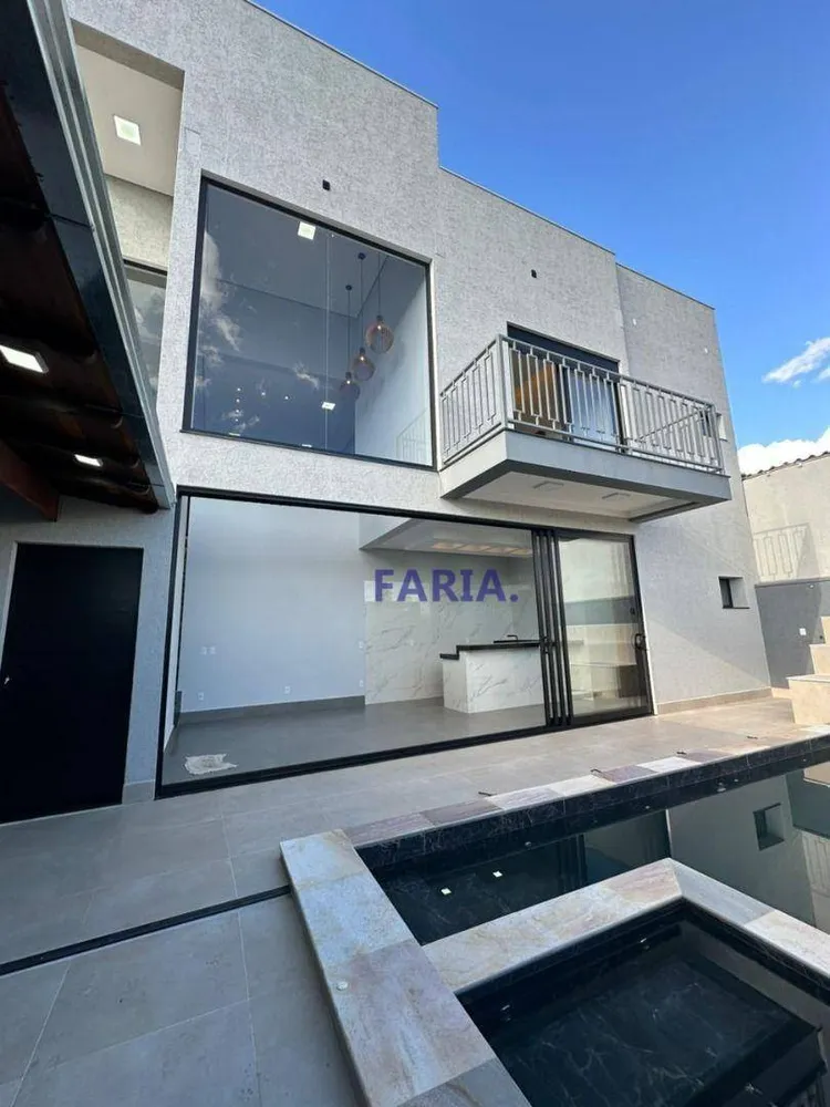 Casa, 3 quartos, 230 m² - Foto 15