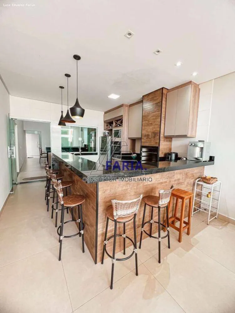 Casa, 3 quartos, 190 m² - Foto 6