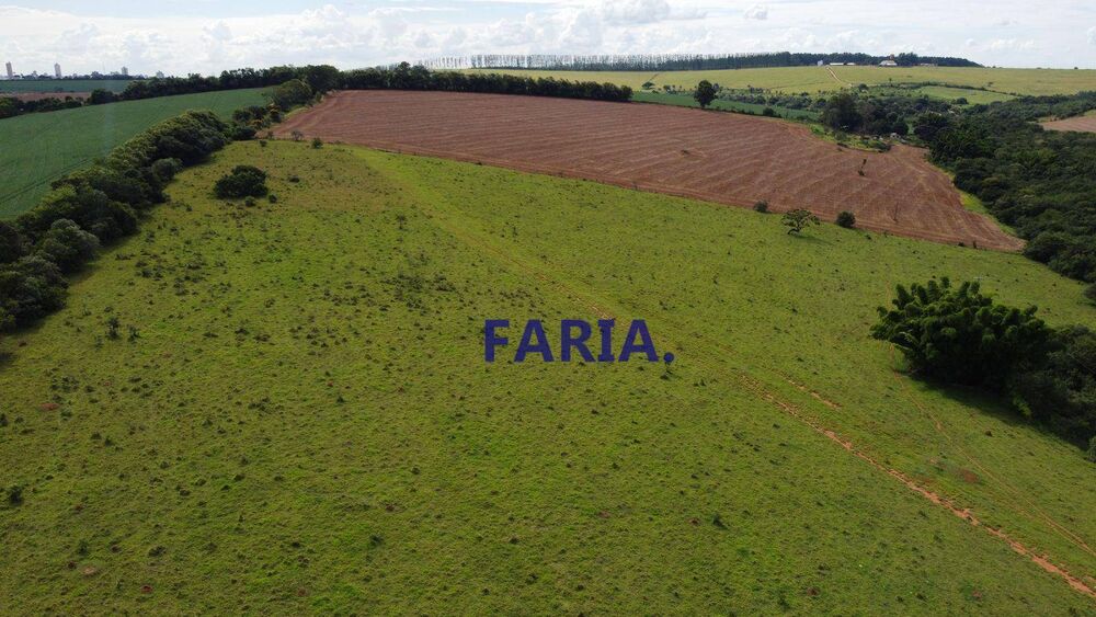 Terreno, 126 hectares - Foto 1