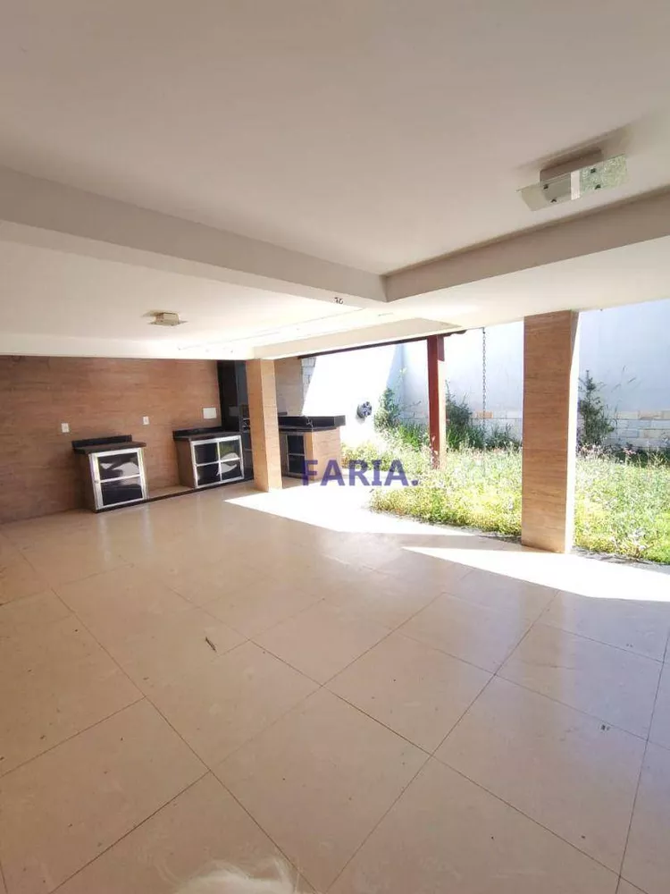Casa, 3 quartos, 219 m² - Foto 13