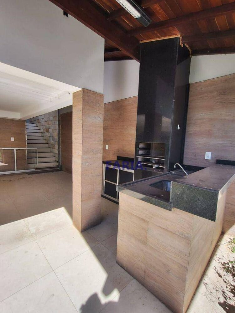 Casa, 3 quartos, 219 m² - Foto 14