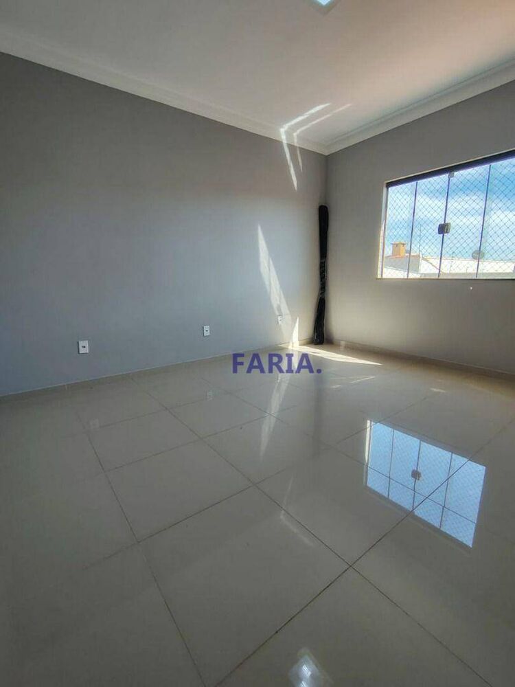 Casa, 3 quartos, 219 m² - Foto 8