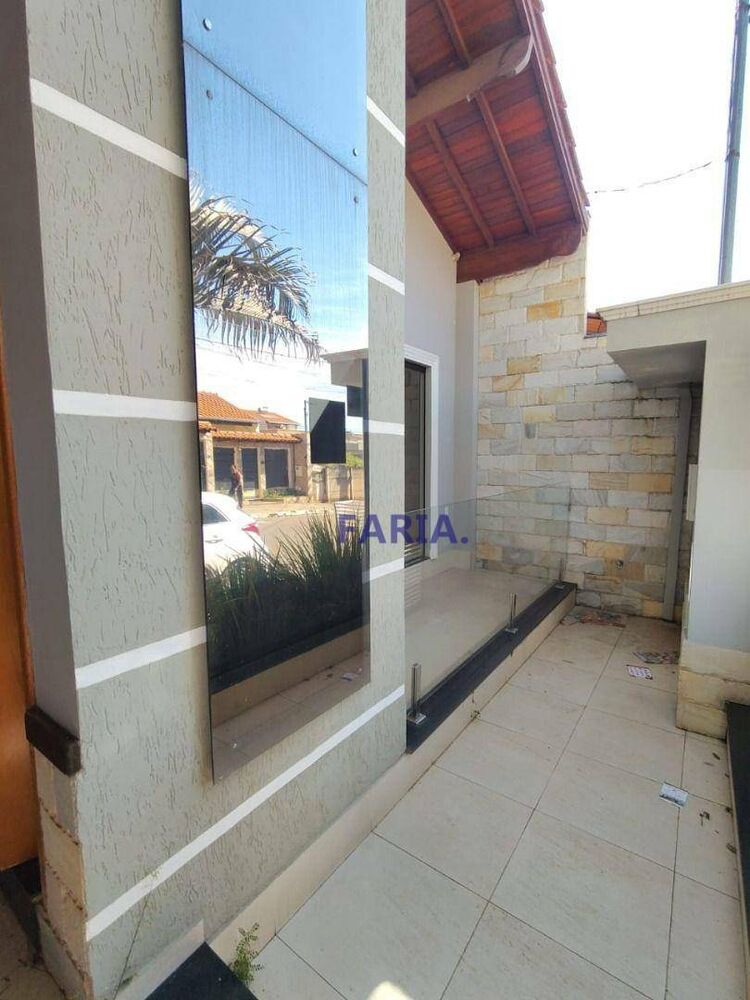 Casa, 3 quartos, 219 m² - Foto 3