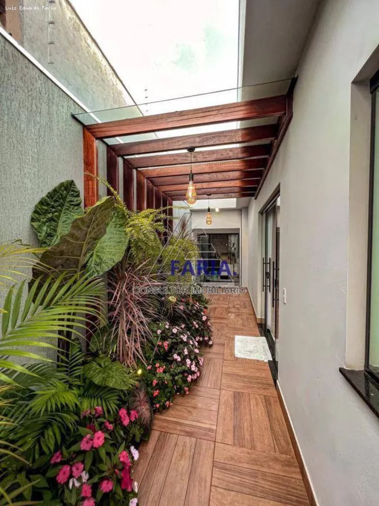 Casa, 3 quartos, 225 m² - Foto 12