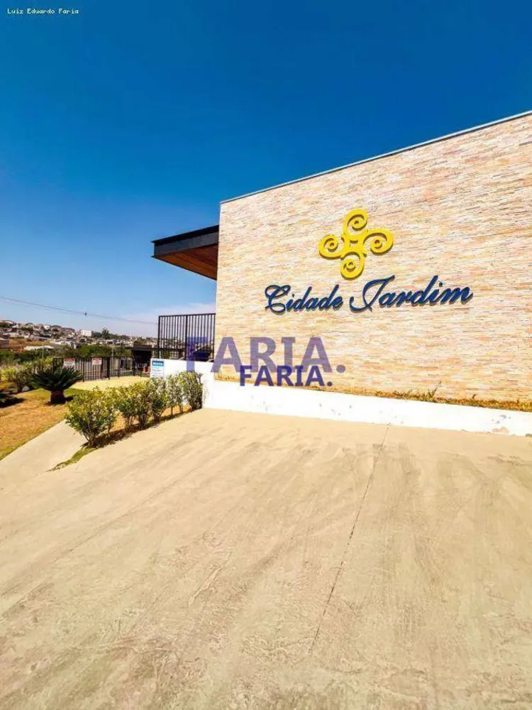 Loteamento e Condomínio, 302 m² - Foto 1
