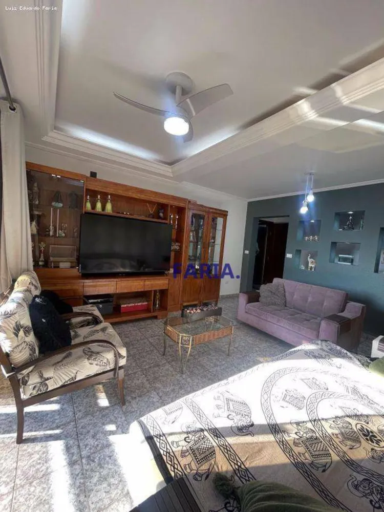 Casa, 3 quartos, 219 m² - Foto 6