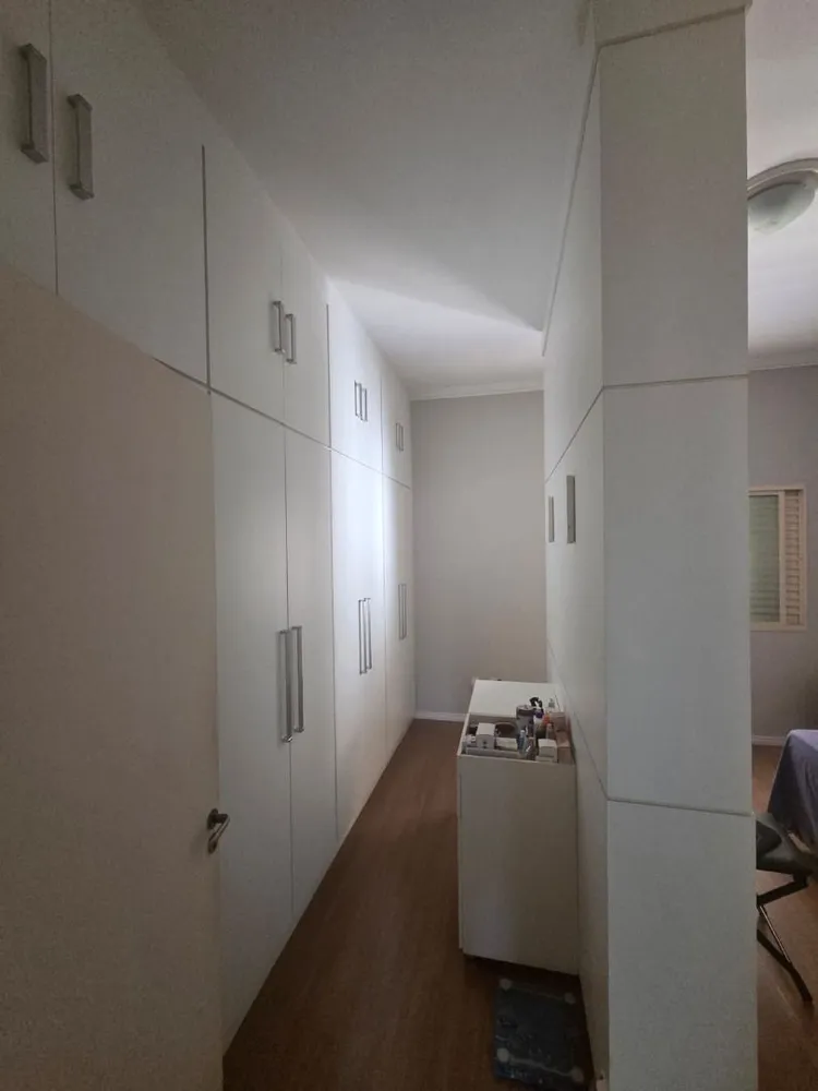 Casa, 3 quartos, 300 m² - Foto 2