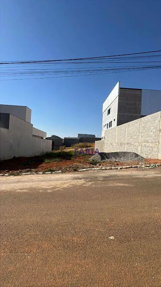 Terreno, 300 m² - Foto 2