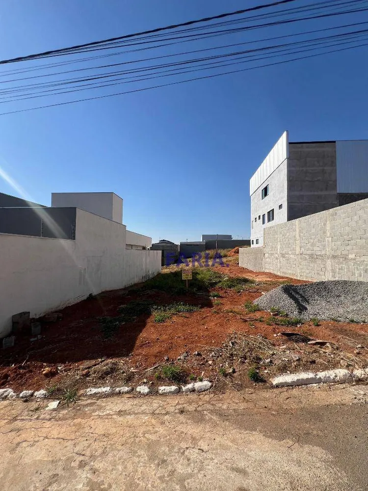 Terreno, 300 m² - Foto 1