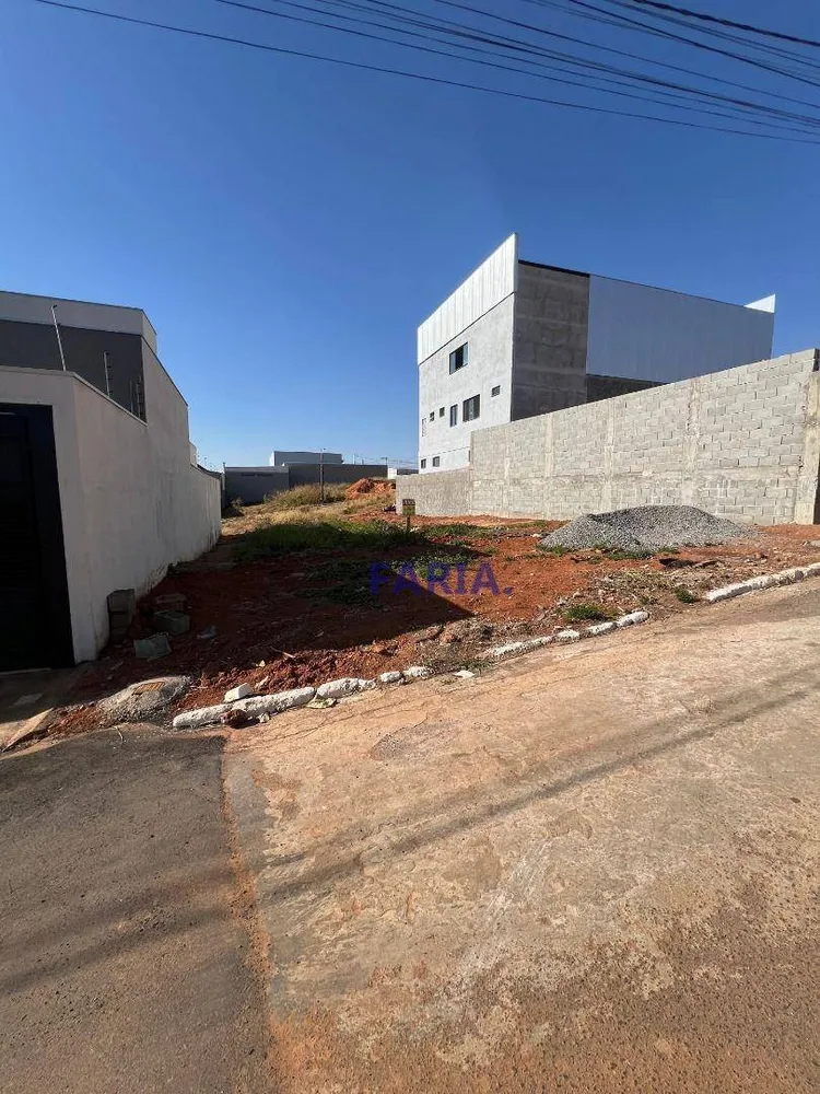 Terreno, 300 m² - Foto 3