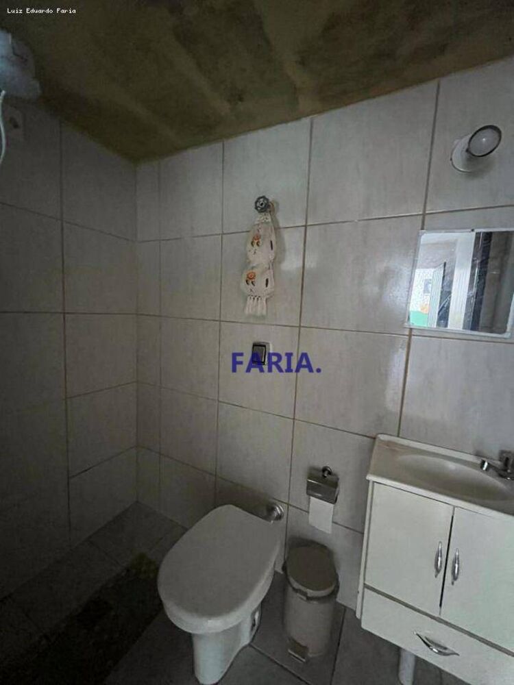 Casa, 5 quartos, 281 m² - Foto 1