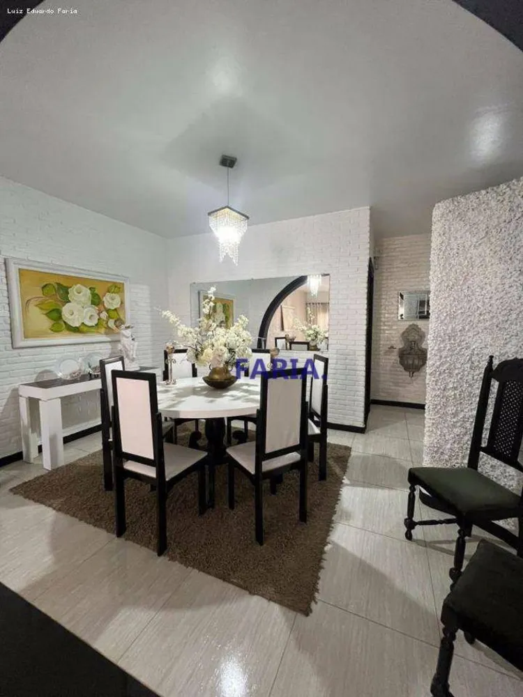 Casa, 5 quartos, 281 m² - Foto 6