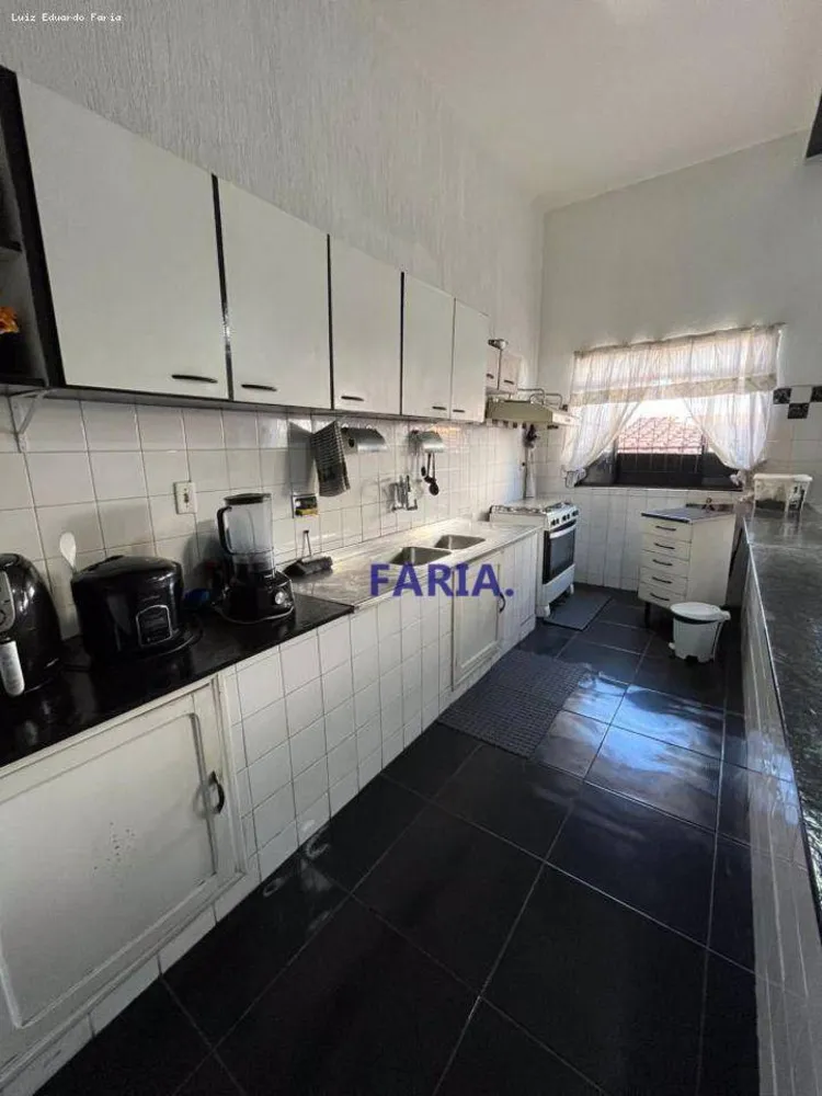Casa, 5 quartos, 281 m² - Foto 8