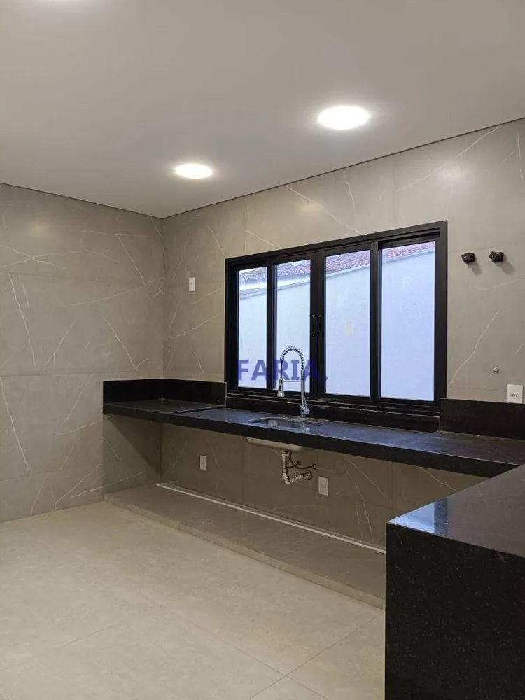 Casa, 3 quartos, 165 m² - Foto 4