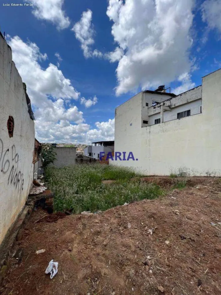 Terreno, 300 m² - Foto 1