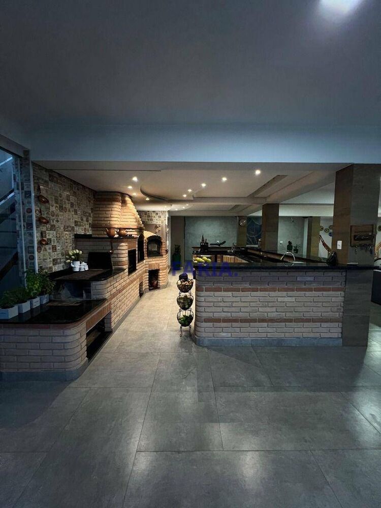 Casa, 3 quartos, 380 m² - Foto 2