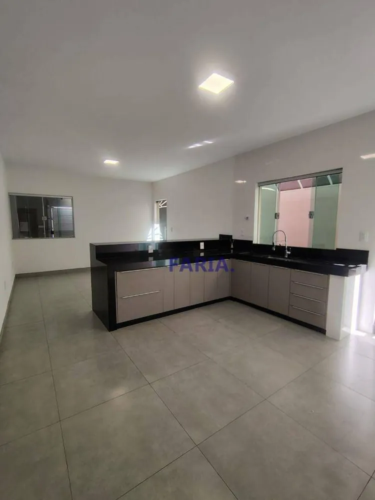 Casa, 3 quartos, 149 m² - Foto 3