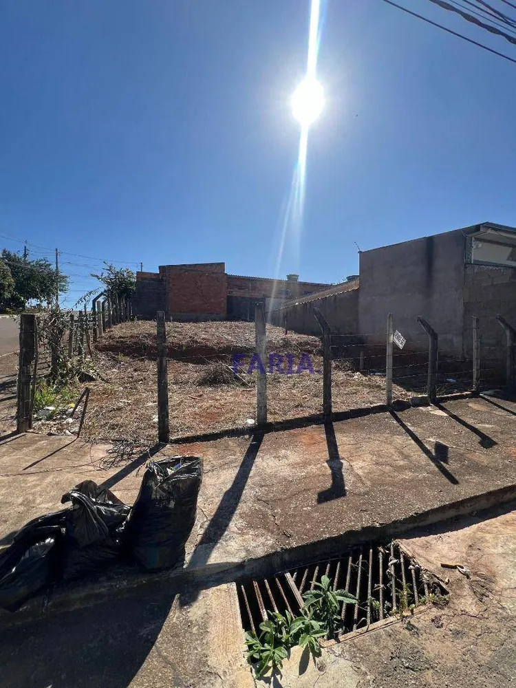 Terreno, 204 m² - Foto 2